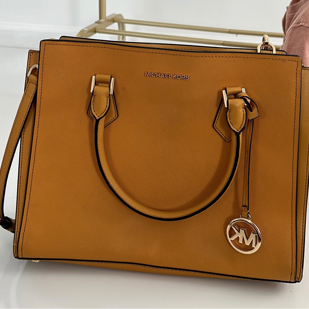 Mustard Michael Kors Satchel hand bag